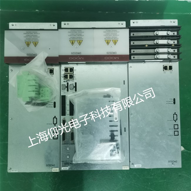 穆格伺服驅(qū)動(dòng)器維修CC140GGNLNL0B50-06無(wú)顯示 過(guò)載報(bào)警故障維修