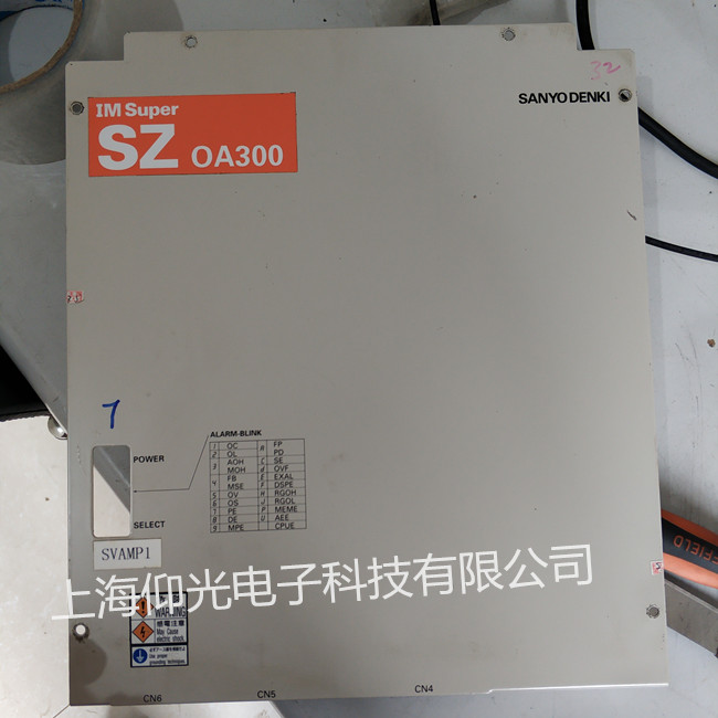 三洋伺服驅(qū)動器維修SZ0A300B261P01報AL42過載修理