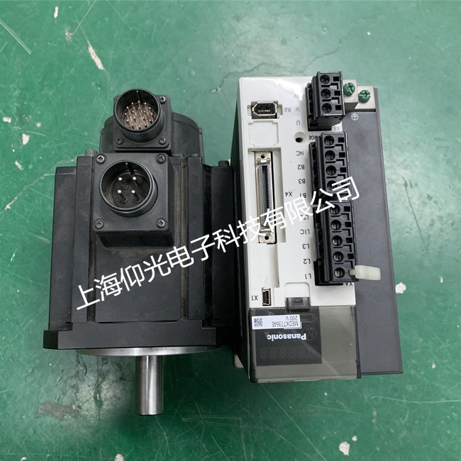 松下伺服驅(qū)動(dòng)器維修MEDKT7364E報(bào)警21號(hào)驅(qū)動(dòng)器控制板電路有缺陷故障維修