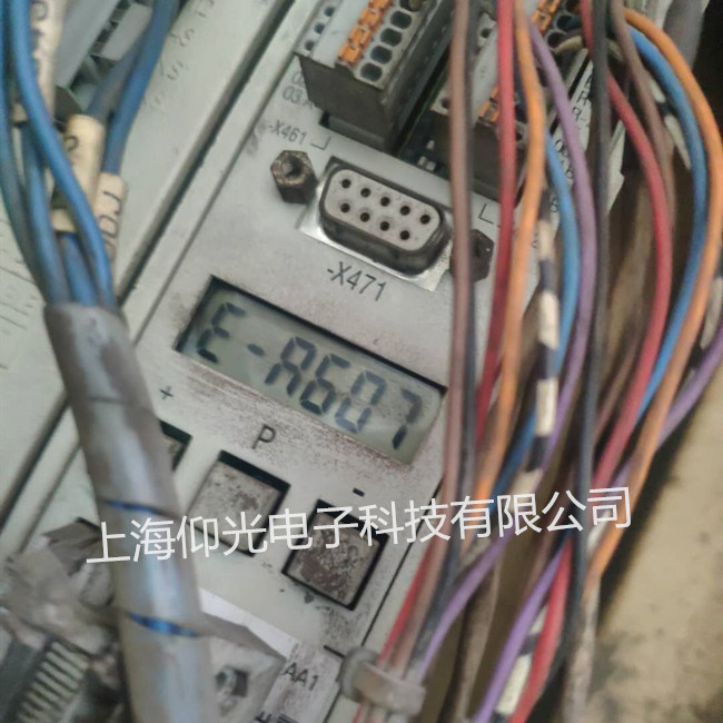 西門子伺服驅(qū)動(dòng)器報(bào)警代碼顯示682/683維修611系列