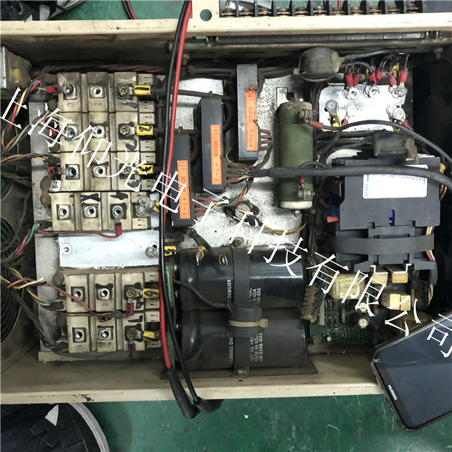 伊頓變頻器GVX9000上電沒反應(yīng)修理維修