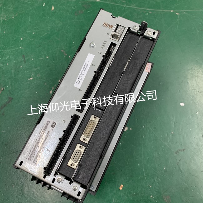 工業(yè)機械SEW變頻器維修D-76646 MDX60A0110-5A3-4-00缺相故障維修