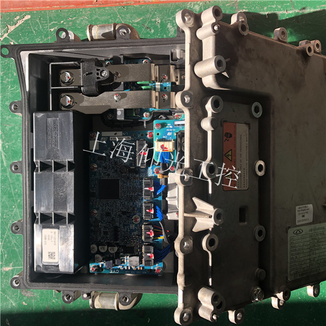 比亞迪電動汽車控制器壞了維修