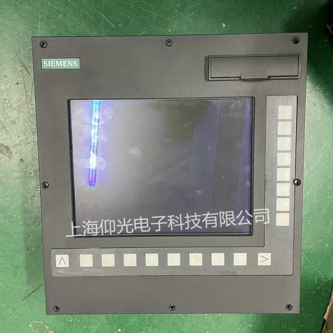 西門子802DSL數(shù)控系統(tǒng)維修6FC5370-0AA00-3BA1無(wú)顯示花屏修理