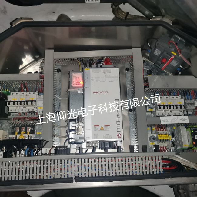 MOOG穆格伺服驅(qū)動(dòng)器維修PM-M40.1DVA0S上電報(bào)故障代碼4修理