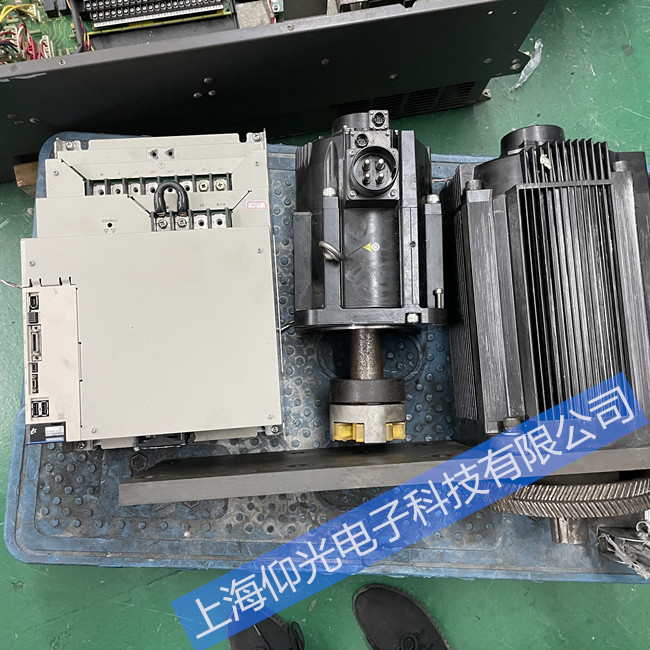 安川伺服電機(jī)維修SGM7G-1AAFC6C常見故障修理電話