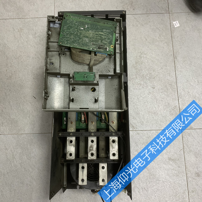 派克變頻器維修常見(jiàn)故障及分析