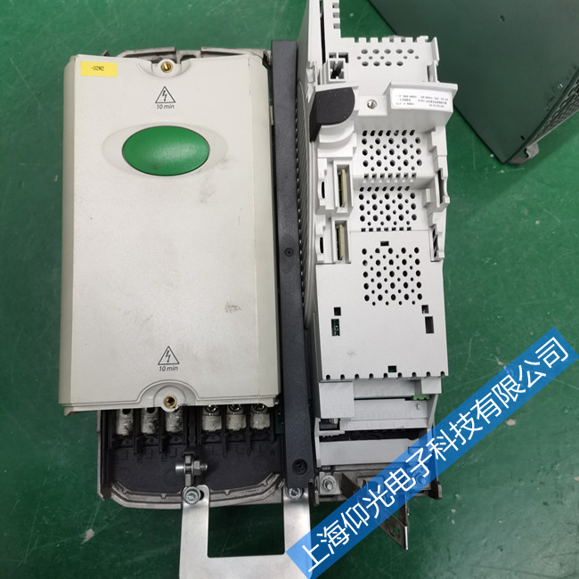 艾默生變頻器維修MEV3000-40550-000運(yùn)行顯示E013,E014過(guò)載維修